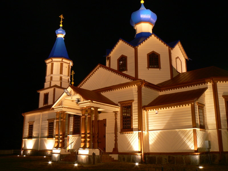 Iluminacja cerkwi w Łosince